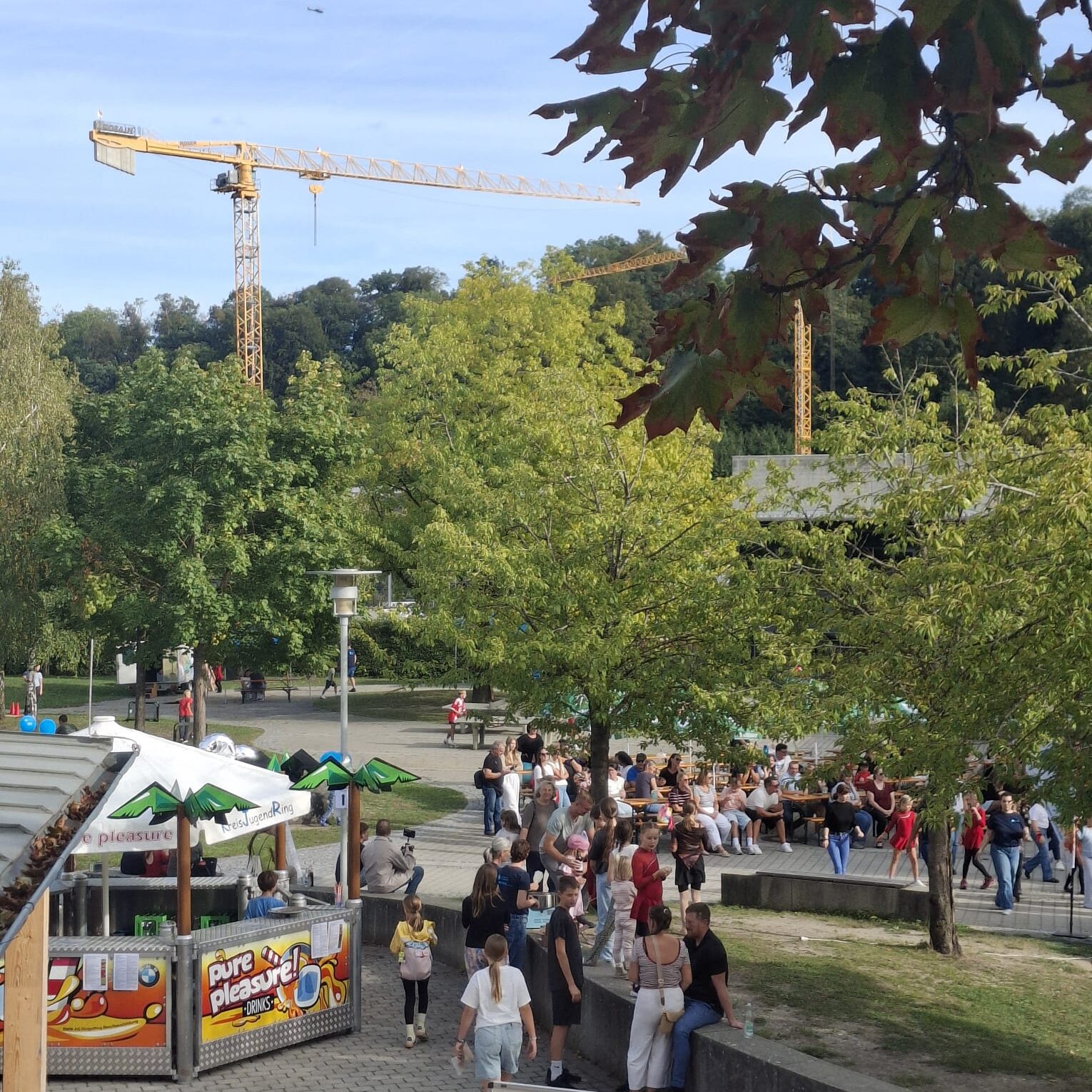 Ein Blick über die 80 Jahr Feier